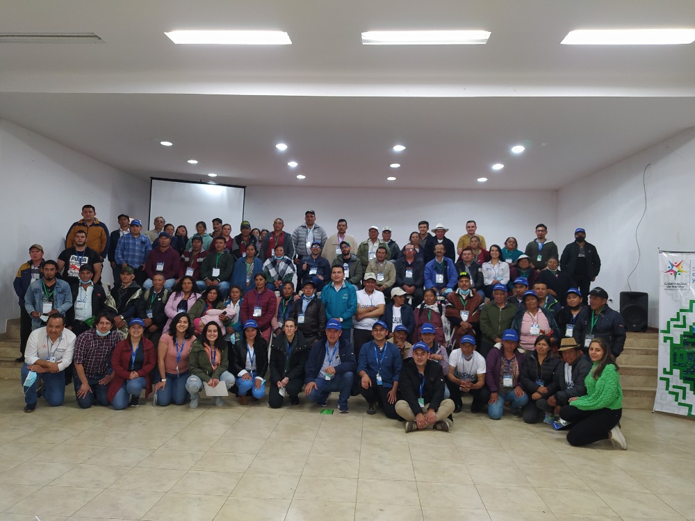 Integración, intercambio y ciencia, Primer encuentro regional de asociaciones