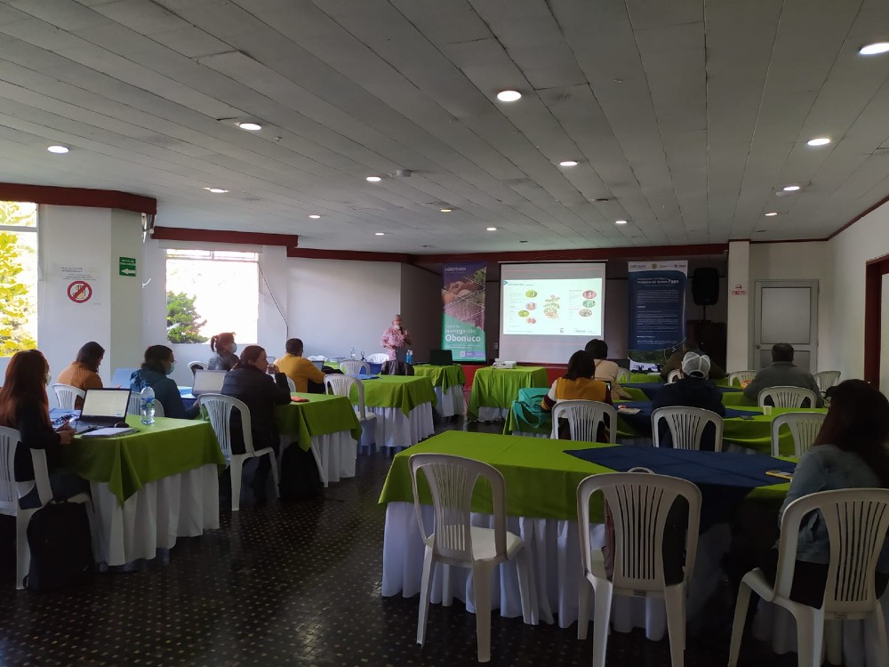 Seminario de Actualización en el complejo Punta Morada de la Papa