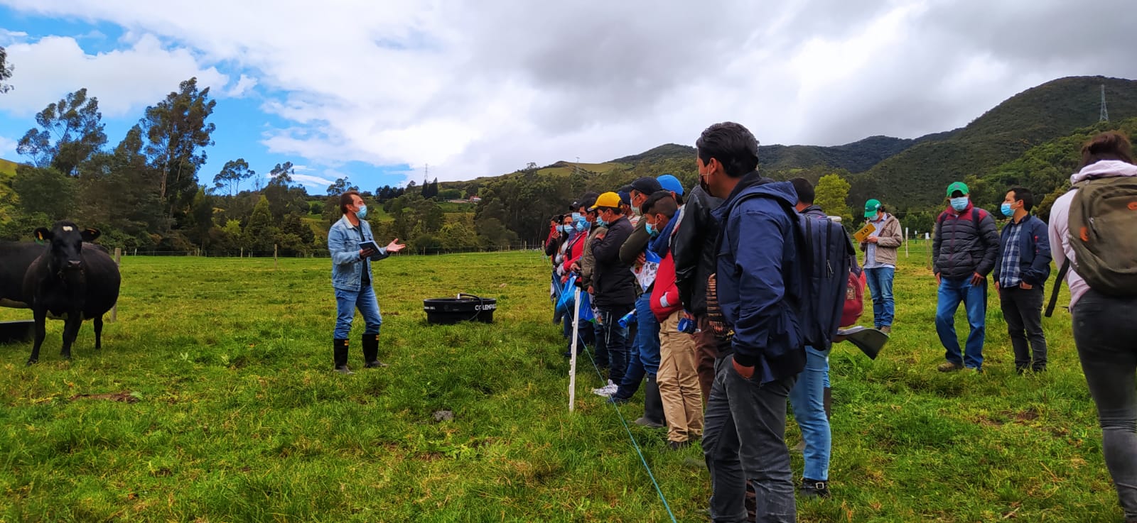 Espacio Para La Experiencia Del Cliente Para La Cadena De Valor Láctea En El Trópico Alto Colombiano2
