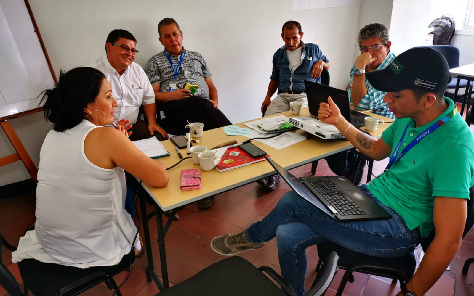 AGROSAVIA consolida mesa técnica de tabaco negro de Piedecuesta