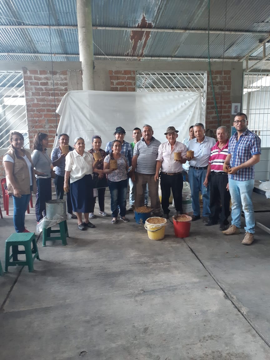 Agregando valor a los subproductos de la agroindustria panelera