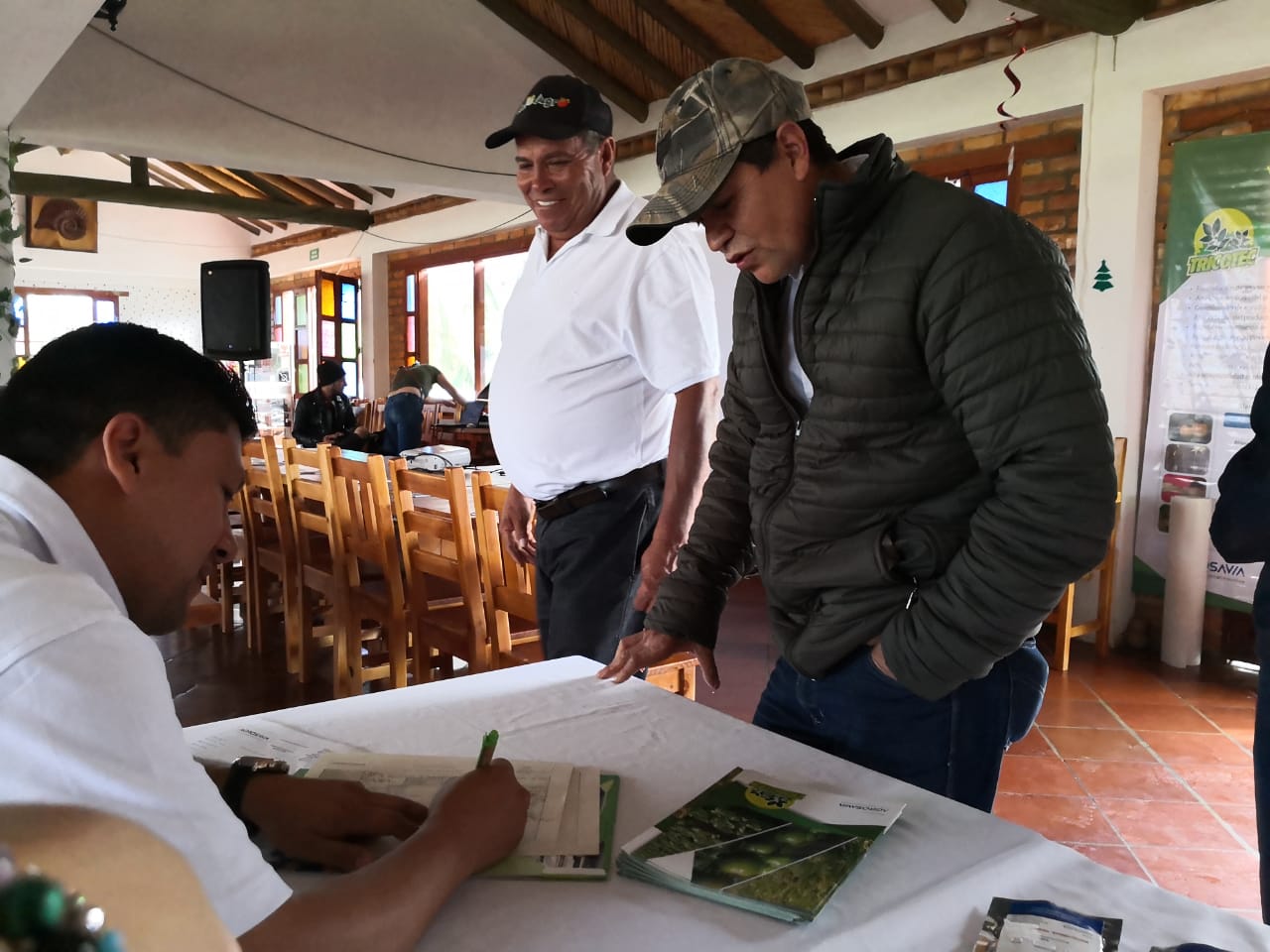 TRICOTEC Llega A Productores De Tomate De Villa De Leyva, Boyacá2