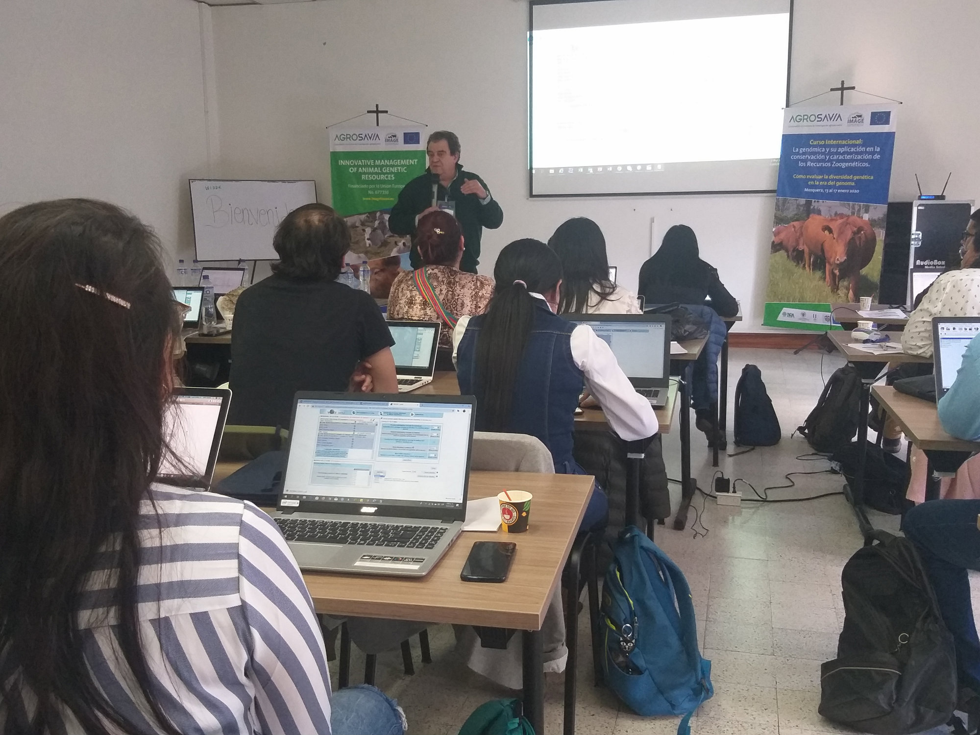 En Tibaitatá Investigadores Colombianos Y Extranjeros Se Capacitaron En La Utilización De Información Genómica Para La Conservación Y Manejo De Los Recursos Zoogenéticos4 AGROSAVIA