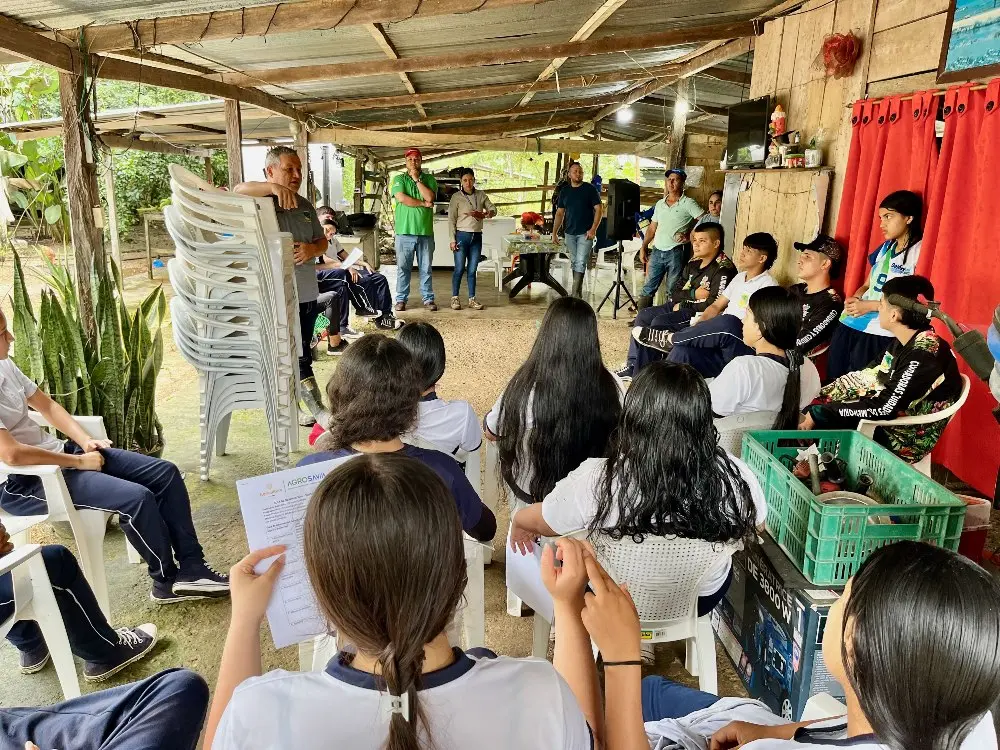 Jóvenes Rurales Y Producción Porcícola5 Fotor Webp