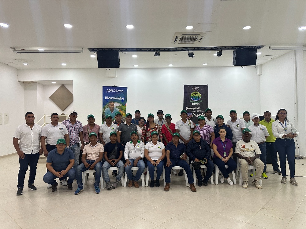 Productores recibieron charla sobre la campaña -Consumo Bioinsumo-