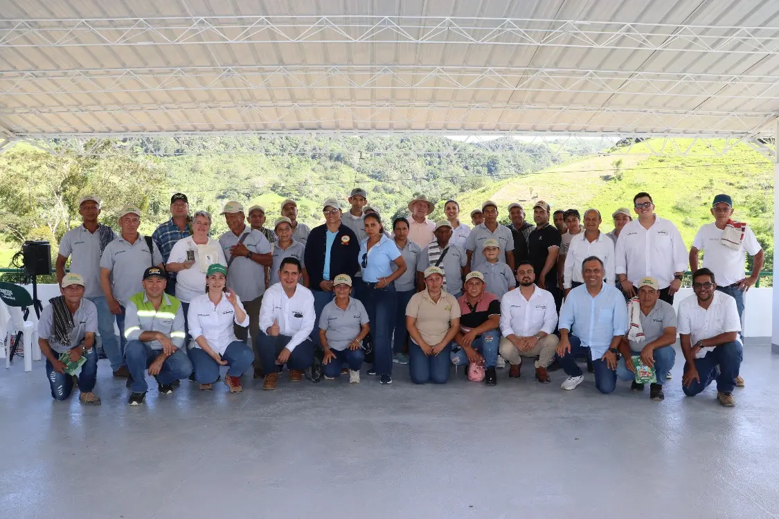 Alianza entre AGROSAVIA y Gramalote Colombia fortalecen la producción panelera