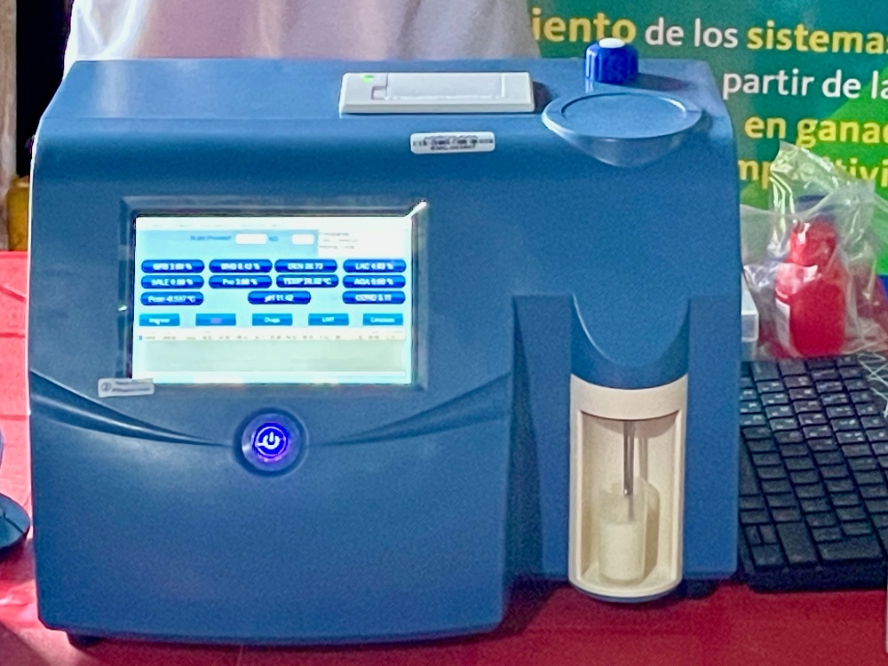 Analizadores De Leche2 AGROSAVIA