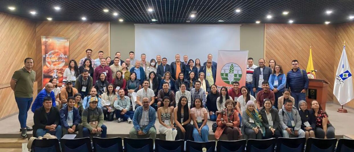 Aportes a la transición hacia una agricultura regenerativa en Colombia