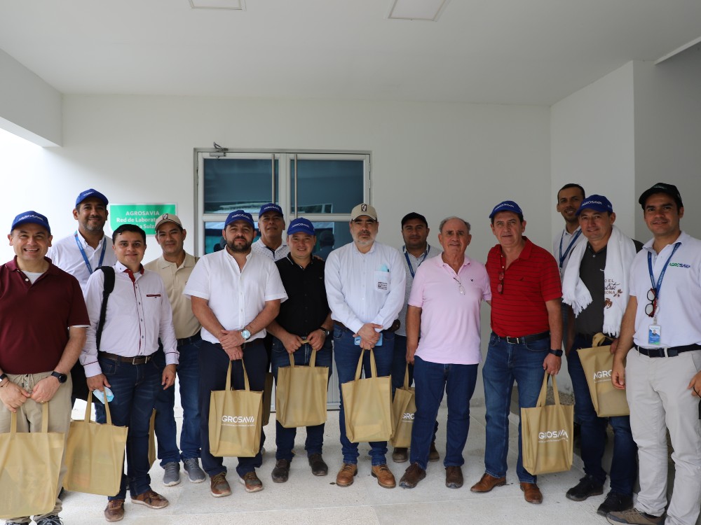 AGROSAVIA recibió al Consejo Nacional Cacaotero en el CI La Suiza
