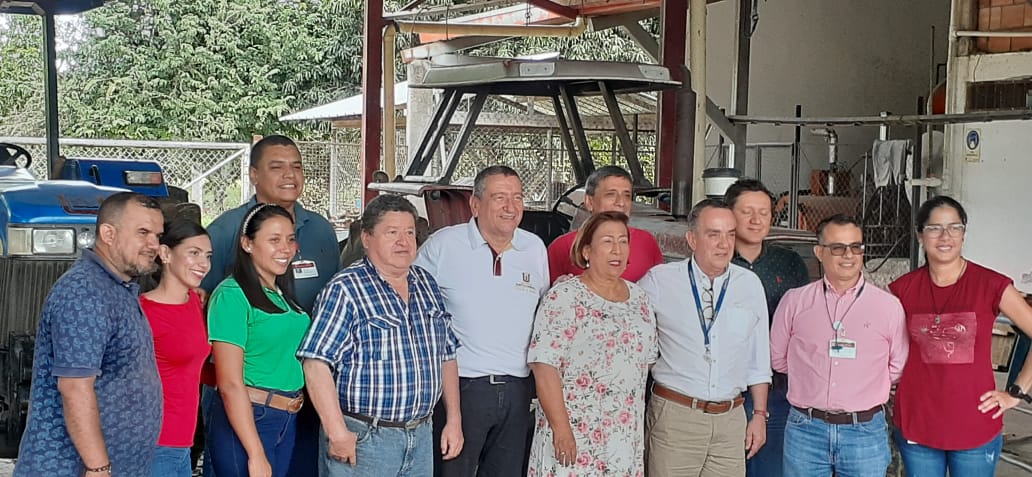 USCO y AGROSAVIA unen esfuerzos para trabajar por el agro huilense