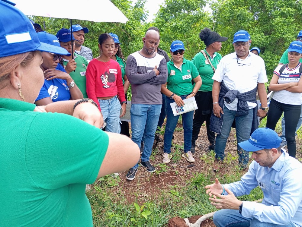 AGROSAVIA Impulsa La Formación De Extensionistas En San Andrés Con Jornada De Actualización Sobre Prácticas Sostenibles3 AGROSAVIA