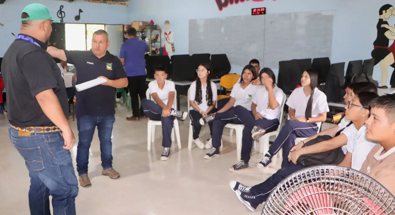 Jovenes Al Campo4 Fotor Webp